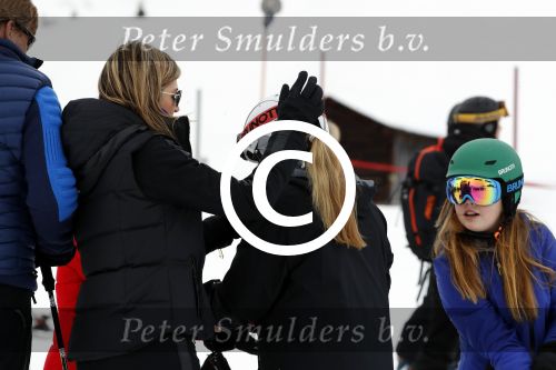 Lech 27 februari 2017
Fotouurtje van de koninklijke familie in Oberlech. Dit jaar waren alleen Koning Willem Alexander Koningin Maxima en de prinsesjes Amalia Ariane en Alexia aanwezig.