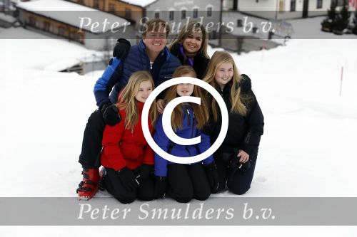 Lech 27 februari 2017
Fotouurtje van de koninklijke familie in Oberlech. Dit jaar waren alleen Koning Willem Alexander Koningin Maxima en de prinsesjes Amalia Ariane en Alexia aanwezig.