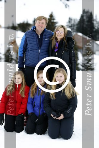 Lech 27 februari 2017
Fotouurtje van de koninklijke familie in Oberlech. Dit jaar waren alleen Koning Willem Alexander Koningin Maxima en de prinsesjes Amalia Ariane en Alexia aanwezig.