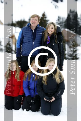 Lech 27 februari 2017
Fotouurtje van de koninklijke familie in Oberlech. Dit jaar waren alleen Koning Willem Alexander Koningin Maxima en de prinsesjes Amalia Ariane en Alexia aanwezig.