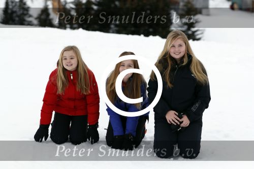 Lech 27 februari 2017
Fotouurtje van de koninklijke familie in Oberlech. Dit jaar waren alleen Koning Willem Alexander Koningin Maxima en de prinsesjes Amalia Ariane en Alexia aanwezig.