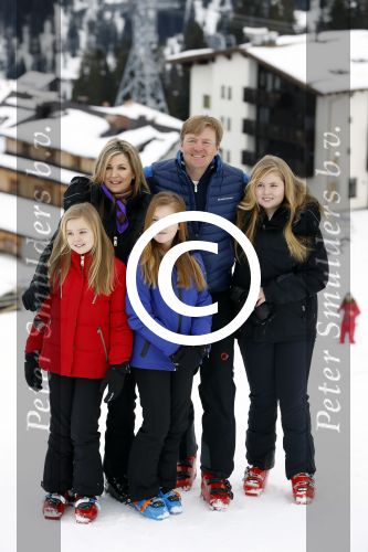 Lech 27 februari 2017
Fotouurtje van de koninklijke familie in Oberlech. Dit jaar waren alleen Koning Willem Alexander Koningin Maxima en de prinsesjes Amalia Ariane en Alexia aanwezig.