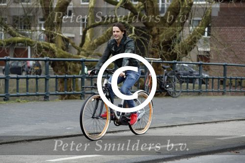 Amsterdam 7 februari 2017 
Ralph Moorman (voedingsspecialist ) op zijn electrische fiets