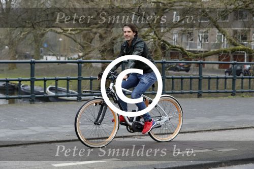 Amsterdam 7 februari 2017 
Ralph Moorman (voedingsspecialist ) op zijn electrische fiets
