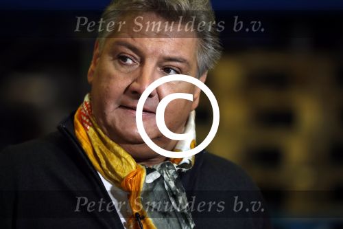Amsterdam 6 februari 2017
Rene Froger krijgt van honig 150.000 potjes voor de voedselbank.