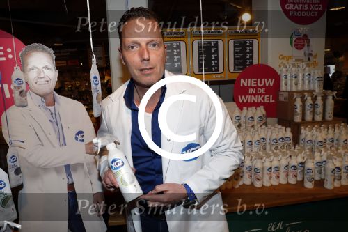 Amsterdam 10 februari 2017 
Rob Geus bij de Jumbo met presentatie van zijn schoonmaaklijn