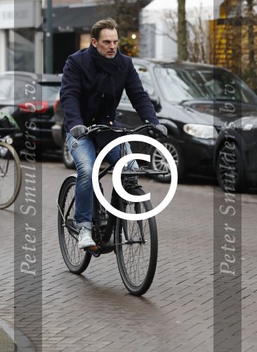 Amsterdam 7 februari 2017 
Ronald de Boer op zijn electrische fiets op de cornelis schuytstraat