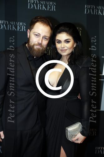 Amsterdam 7 februari 2017
Premiere fifty shades darker in Tuschinski. Roxeannne Hazes met haar nieuwe vriend Erik Zwennes