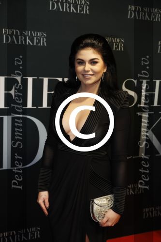 Amsterdam 7 februari 2017
Premiere fifty shades darker in Tuschinski. Roxeannne Hazes met haar nieuwe vriend Erik Zwennes