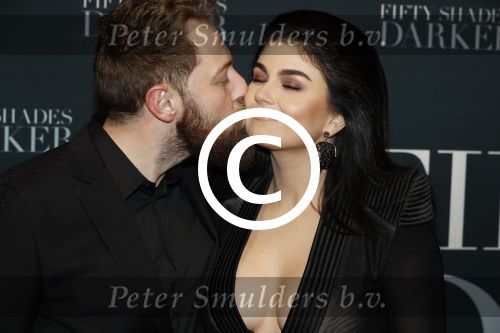 Amsterdam 7 februari 2017
Premiere fifty shades darker in Tuschinski. Roxeannne Hazes met haar nieuwe vriend Erik Zwennes