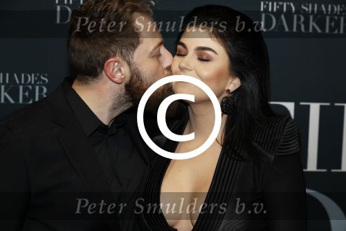 Amsterdam 7 februari 2017
Premiere fifty shades darker in Tuschinski. Roxeannne Hazes met haar nieuwe vriend Erik Zwennes