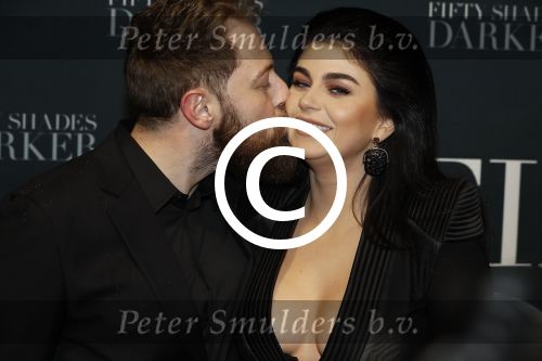 Amsterdam 7 februari 2017
Premiere fifty shades darker in Tuschinski. Roxeannne Hazes met haar nieuwe vriend Erik Zwennes
