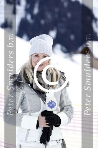 Lech 27 februari 2017
Fotouurtje van de koninklijke familie in Oberlech. Dit jaar waren alleen Koning Willem Alexander Koningin Maxima en de prinsesjes Amalia Ariane en Alexia aanwezig. Suze Mens