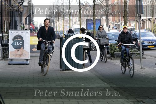 Amsterdam 15 februari 2016
Vincent Croiset met een zoon op de fiets in Amsterdam.