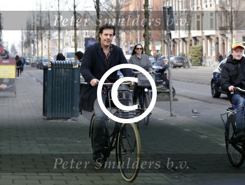 Amsterdam 15 februari 2016
Vincent Croiset met een zoon op de fiets in Amsterdam.