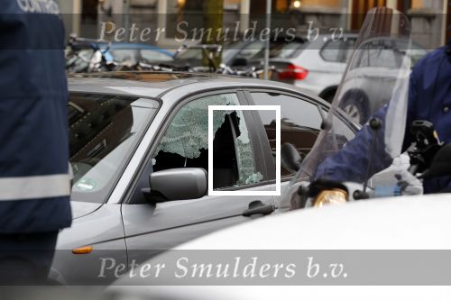 Amsterdam 10 februari 2018 
Inbraak in auto in Amsterdam zuid