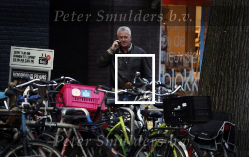 Amsterdam 20 februari 2018
Bram Moszkowicz doet boodschappen in Amsterdam zuid