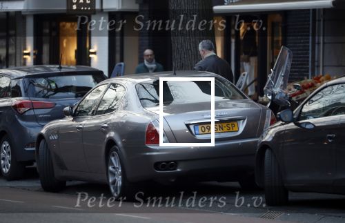Amsterdam 20 februari 2018
Bram Moszkowicz doet boodschappen in Amsterdam zuid