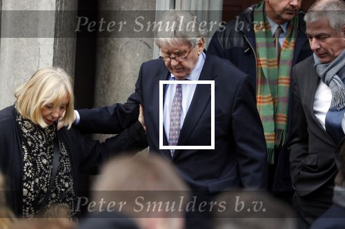 Rotterdam 20 februari 2018
Dienst voor overlijden /begrafenis Ruud Lubbers in de Laurentius Elisabeth Kathedraal. Bram Peper met vrouw