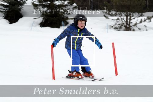 Wargain 1 maart 2018
Sonja Bakker en haar vriend  Barry van Suijdam en zoontje Bram op ski vakantie.