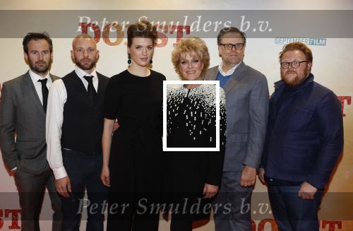 Amsterdam 12 maart 2018
Premiere Dorst in het delamar theater. cast met oa Simone Kleinsma Elise van t Laar Patrick Stoof Fabian Jansen Guy Clemens Saskia Diesing Esther Gerritsen Hans de Wolf en Hanneke Niens