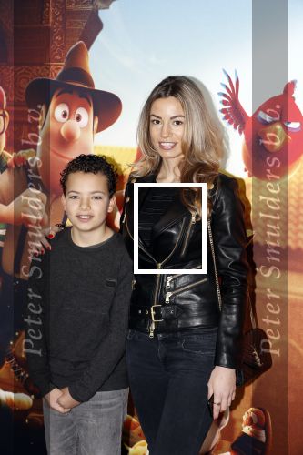 Amsterdam 11 februari 2018
Premiere Ted en het geheim van koning Midas in Pathe arena. Christie Bokma met zoon