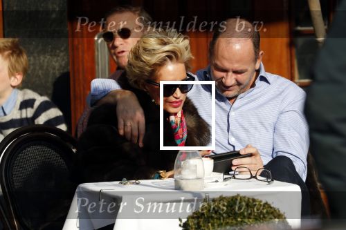 Amsterdam 17 februari 2018
Connie Witteman met verloofde Eugene v Dun op terras.