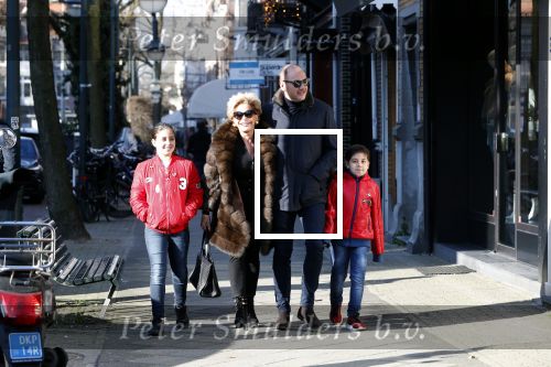 Amsterdam 23 februari 2018
Connie Witteman met verloofde Eugene v Dun en haar twee kleinkinderen