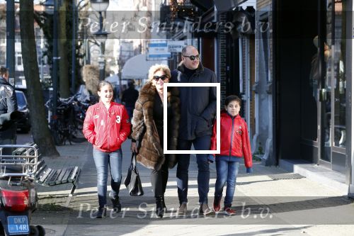 Amsterdam 23 februari 2018
Connie Witteman met verloofde Eugene v Dun en haar twee kleinkinderen