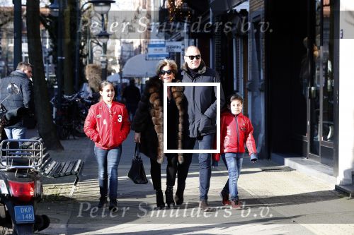 Amsterdam 23 februari 2018
Connie Witteman met verloofde Eugene v Dun en haar twee kleinkinderen