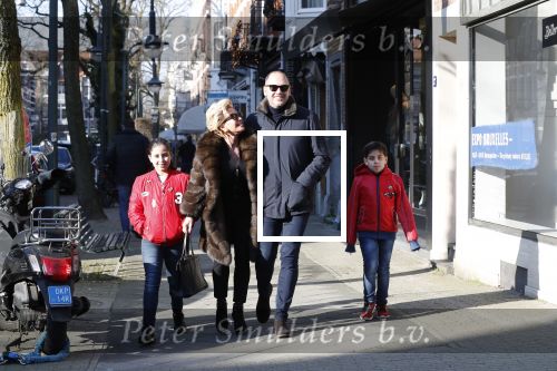 Amsterdam 23 februari 2018
Connie Witteman met verloofde Eugene v Dun en haar twee kleinkinderen