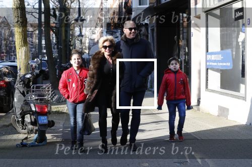 Amsterdam 23 februari 2018
Connie Witteman met verloofde Eugene v Dun en haar twee kleinkinderen