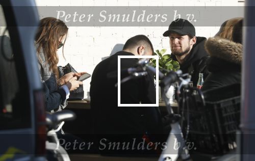 Amsterdam 18 februari 2018 
Daley Blind met zijn vriendin Candy-Rae Fleur. Ze zaten op terras en gingen daarna naar hun huis in Amsterdam zuid