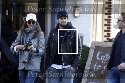 Amsterdam 18 februari 2018 
Daley Blind met zijn vriendin Candy-Rae Fleur. Ze zaten op terras en gingen daarna naar hun huis in Amsterdam zuid