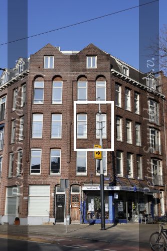 Amsterdam 18 februari 2018 
Daley Blind met zijn vriendin Candy-Rae Fleur. Ze zaten op terras en gingen daarna naar hun huis in Amsterdam zuid