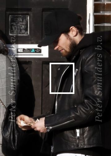 Amsterdam 18 februari 2018 
Daley Blind met zijn vriendin Candy-Rae Fleur. Ze zaten op terras en gingen daarna naar hun huis in Amsterdam zuid. daley telt geld