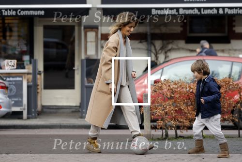 Amsterdam 11 maart 2018   
Danie Bles aan het voetballen met zijn zoon