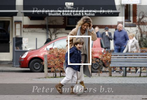 Amsterdam 11 maart 2018   
Danie Bles aan het voetballen met zijn zoon