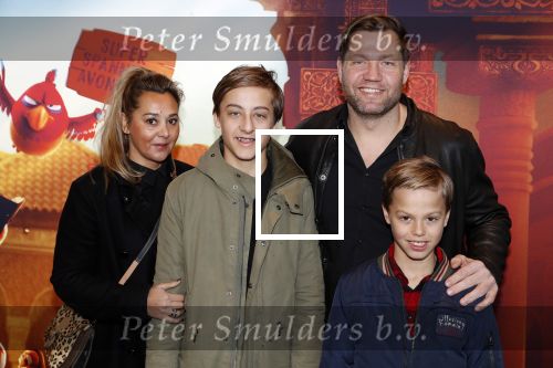 Amsterdam 11 februari 2018
Premiere Ted en het geheim van koning Midas in Pathe arena. Dennis v d Geest met vrouw en 2 zoons