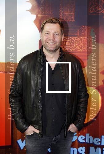 Amsterdam 11 februari 2018
Premiere Ted en het geheim van koning Midas in Pathe arena. Dennis v d Geest met vrouw en 2 zoons