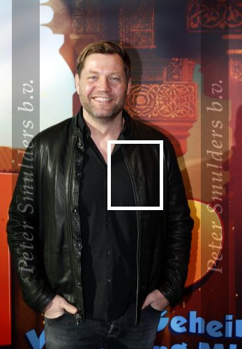Amsterdam 11 februari 2018
Premiere Ted en het geheim van koning Midas in Pathe arena. Dennis v d Geest met vrouw en 2 zoons