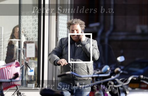 Amsterdam 6 februari 2018
Dirk Zeelenberg bellend op straat