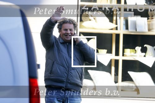 Amsterdam 6 februari 2018
Dirk Zeelenberg bellend op straat
