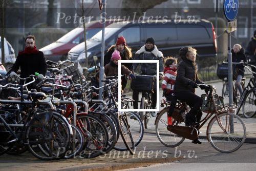 Amsterdam 21 februari 2018
Doutzen Kroes met haar man Sunnery james en hun kinderen