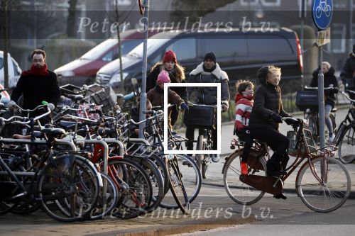 Amsterdam 21 februari 2018
Doutzen Kroes met haar man Sunnery james en hun kinderen