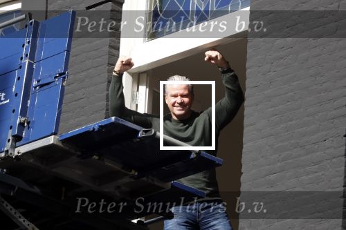 Amsterdam 12 maart 2018
Dries en Honoria Roelvink  verhuizen naar hun nieuwe appartement op de pc Hooftstraat