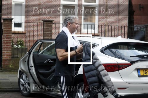 Amsterdam 15 februari 2018 
Dries Roelvink bij zijn auto