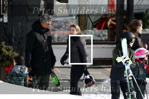 Lech/ Oberlech 25 februari 2018
Frank Rijkaard met zijn vrouw Stephanie Rijkaard en hun zoon in Lech