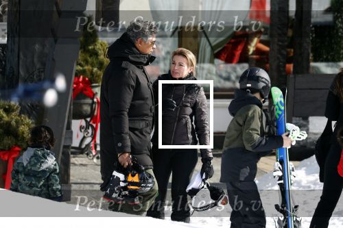 Lech/ Oberlech 25 februari 2018
Frank Rijkaard met zijn vrouw Stephanie Rijkaard en hun zoon in Lech