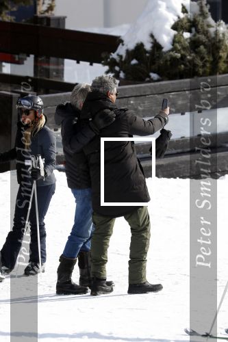 Lech/ Oberlech 25 februari 2018
Frank Rijkaard met zijn vrouw Stephanie Rijkaard en hun zoon in Lech